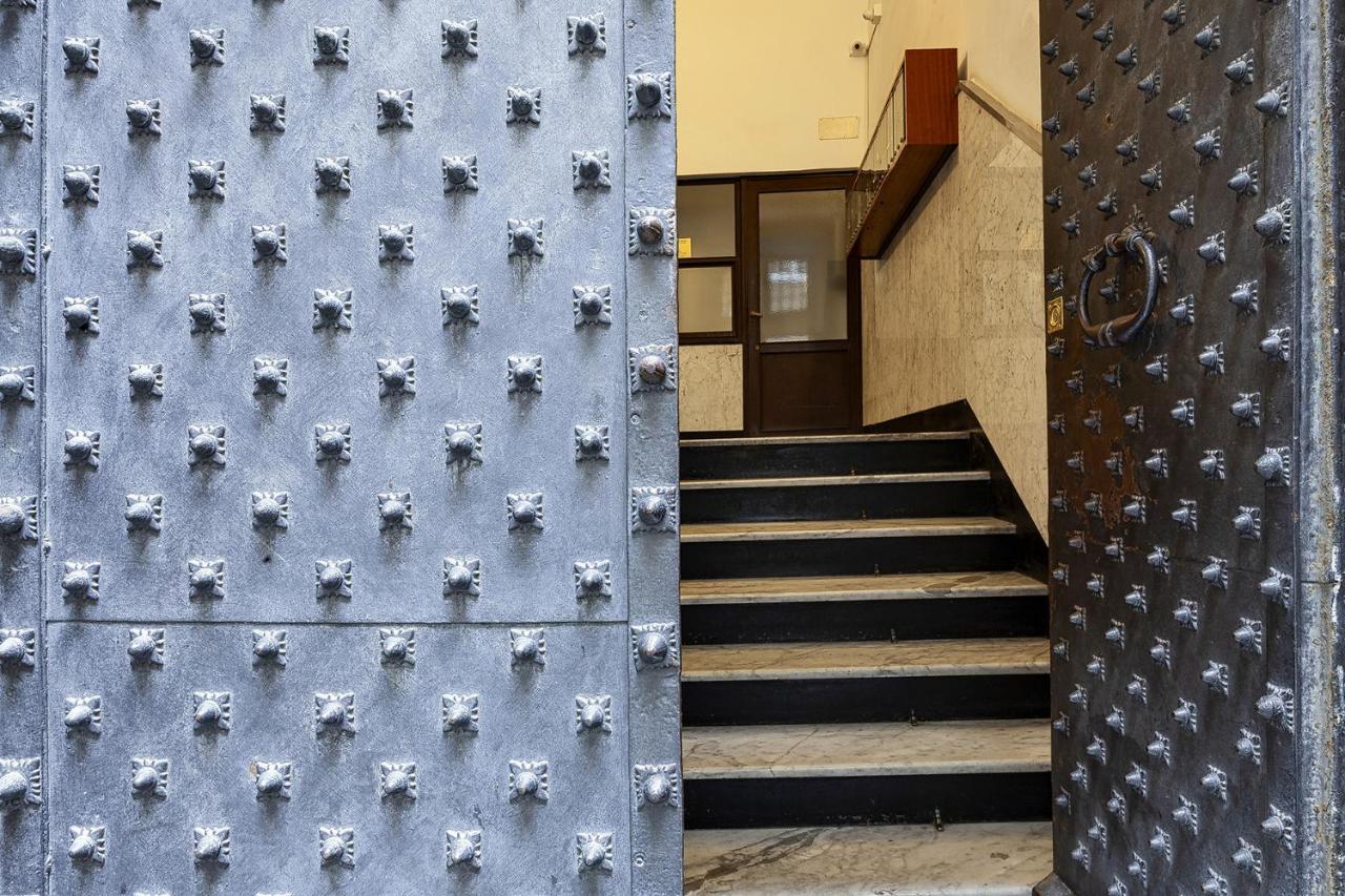 Appartamento Alla Cattedrale Di San Lorenzo By Wonderful Italy Genoa Luaran gambar